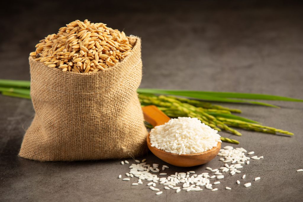 تفاوت برنج نیم دانه و لاشه چیست